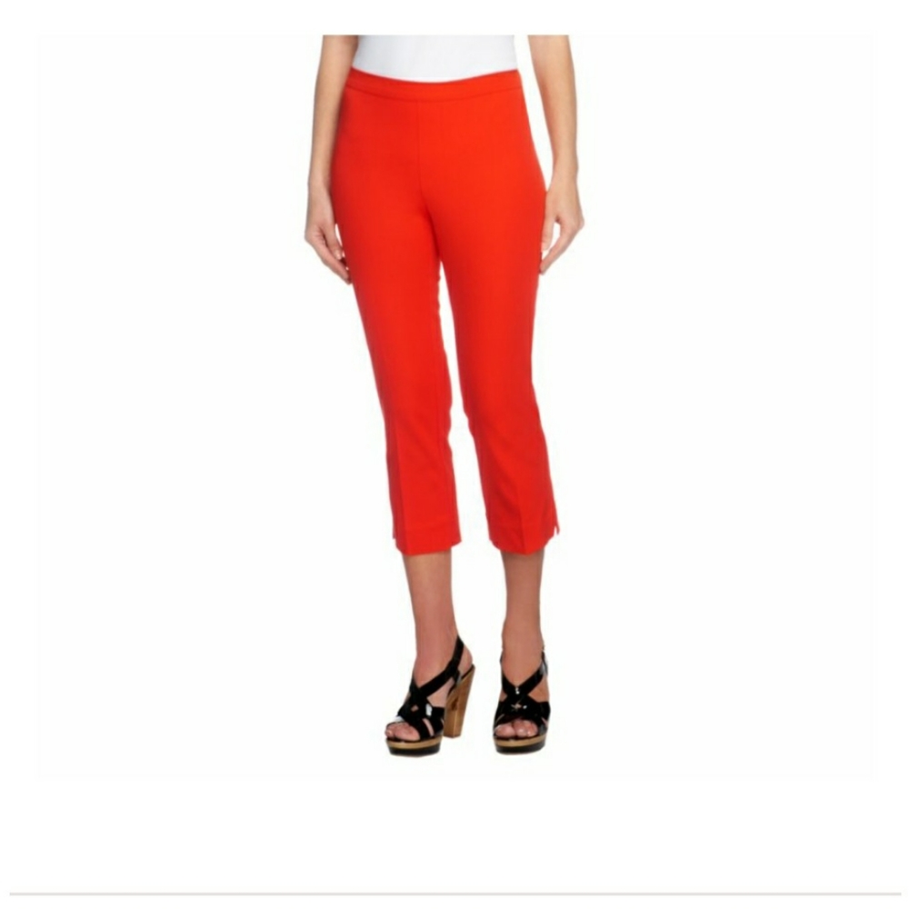 Isaac Mizrahi Live flat front 24/7 stretch crop 12